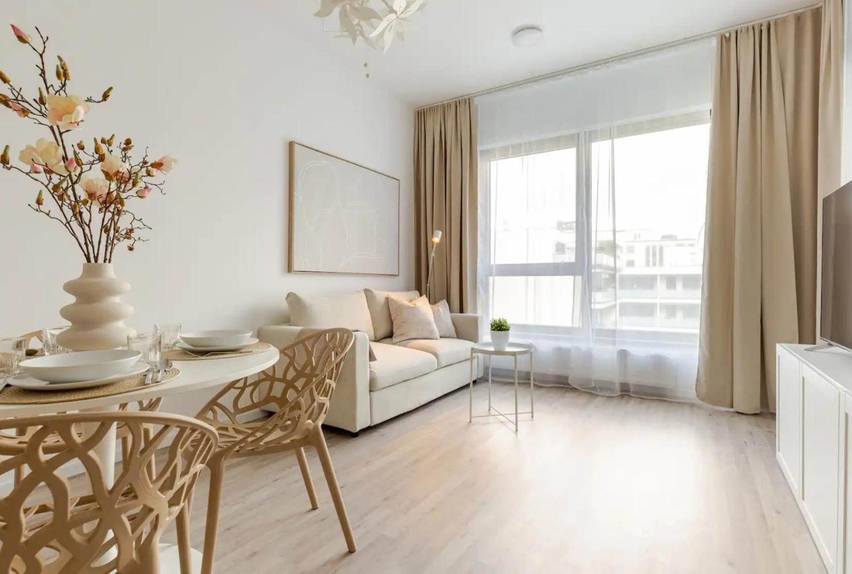 Magnolie Suite Presidential Garden Free Parking Pressburg Exterior foto